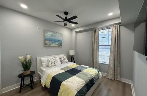 Passyunk Square Apartment | Chic New Apt in Heart of Philly