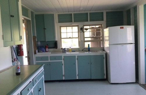 Chilmark Cottage | Chilmark pond side cottage with beach access, sweeping views