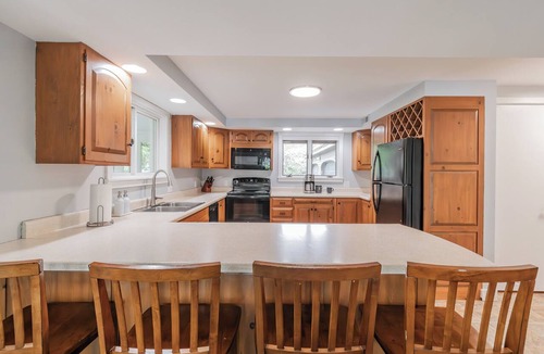 South China House | China Lake, Dog Friendly, Lots of space for family gatherings