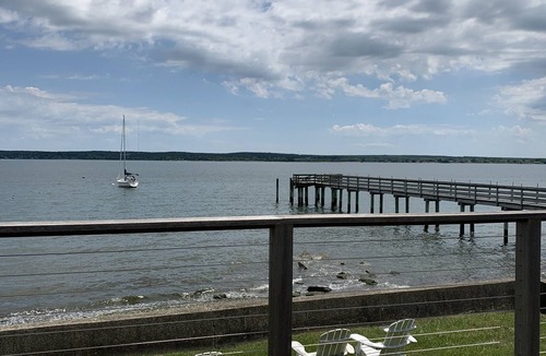 Portsmouth Cottage | Classic Beachfront Cottage, Newport County, RI