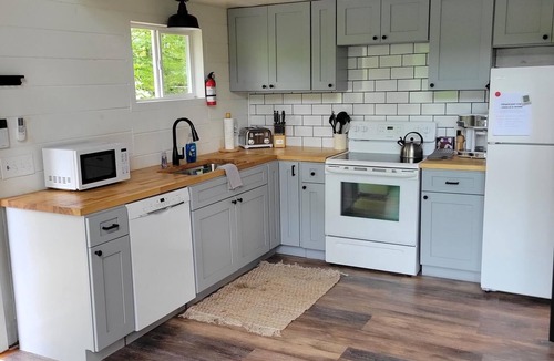 Acton Cabin | Classic Lakefront Family Retreat, Dock, Hot Tub, Kayaks & Fire Pit