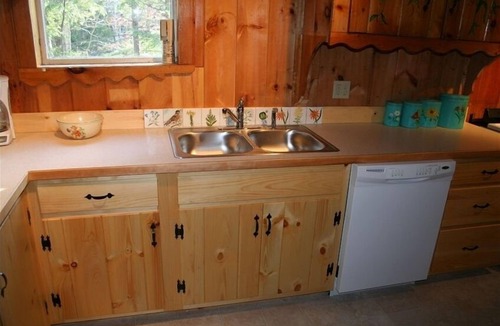 Bryant Pond Cabin | Classic Maine Wilderness Lodge Right on Shagg Pond - 10% off remaining dates