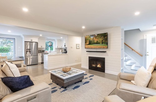 East Falmouth House | Classic Renovated Cape Cod Getaway