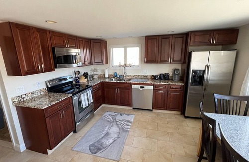 Matunuck Cottage | Classic RI Beach Cottage: Walk to Matunuck Beach, bars, ice cream, and coffee