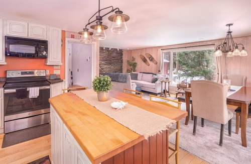 Stowe Ski Chalet | Classic Stowe Ski Chalet