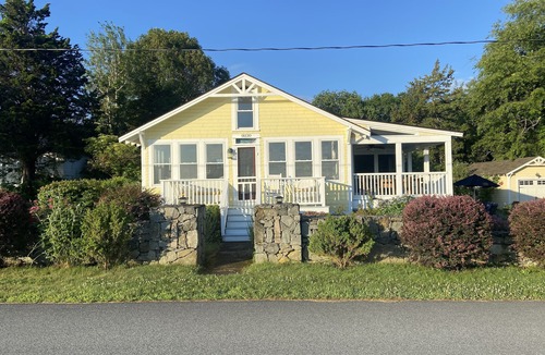 Portsmouth Cottage | Classic waterfront cottage on Prudence Island, private beach, dock & mooring