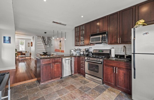 Olde Kensington House | Clean Comfy Casa | A+ Fishtown/Nolibs Location