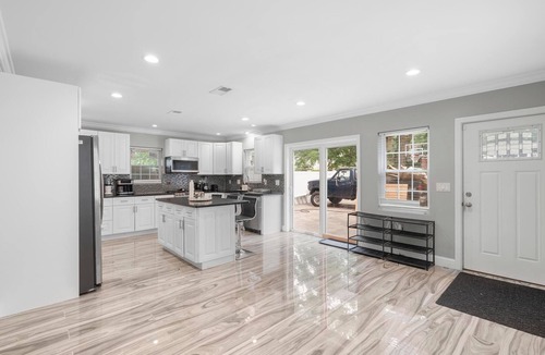 Fair Haven Heights House | Clean & Cozy Private Room With En suite Bath