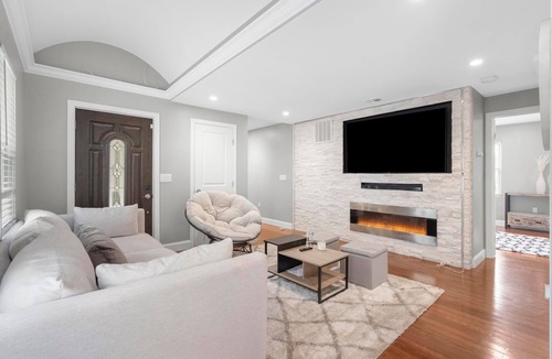 Fair Haven Heights House | Clean & Cozy Private Room With En suite Bath