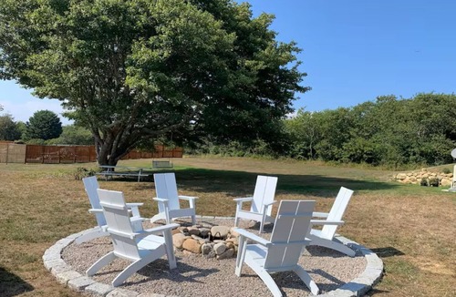 Block Island House | Clean & Newly Renovated 4BR w/Hot tub & AC
