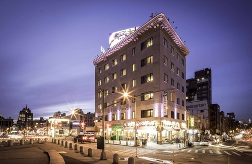 Chinatown Hotel | Close To Chinatown | Loft Suite