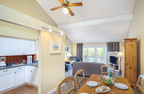 Jamestown Hotel | Club Wyndham Newport Overlook