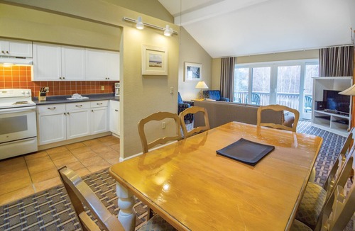 Jamestown Hotel | Club Wyndham Newport Overlook