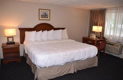 Kittery Hotel | Coachman Inn