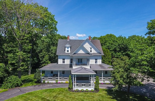 York Harbor House | Coastal Charm Awaits: Your Perfect Seaside Getaway - Walk to York Harbor Beach!