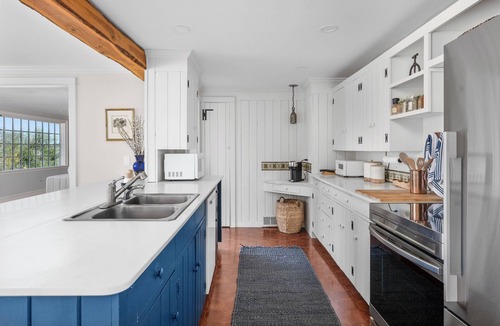 Barnstable House | Coastal Estate With Heated Pool and Tennis!