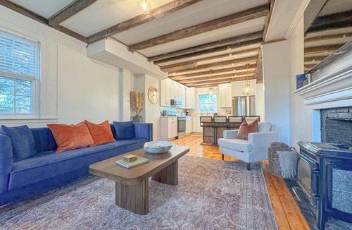 Scarborough House | Coastal Gathering House - Spacious 4-bedroom house close to Portland