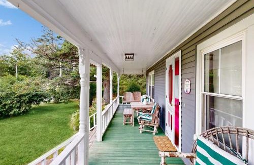 East Sullivan House | Coastal Serenity Retreat with Ocean Views, Spacious Porch and Modern Comforts