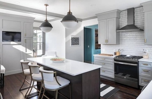 Fifth Ward House | Coastal Victorian