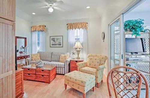 Summer Village House | Coastal Wells Cottage w/Access to Game Room & Gym