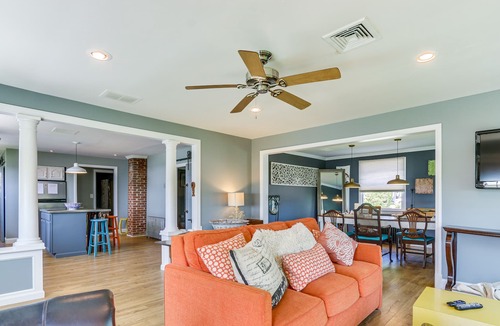 Westbrook Center House | Coastal Westbrook Retreat < 1 Mi to Chapman Beach!