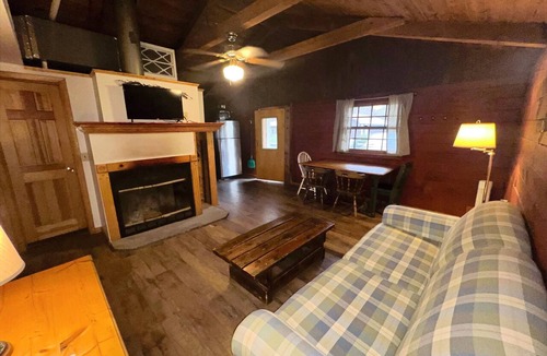 Oliverea Cabin | Cold Spring Lodge - Cabin 6
