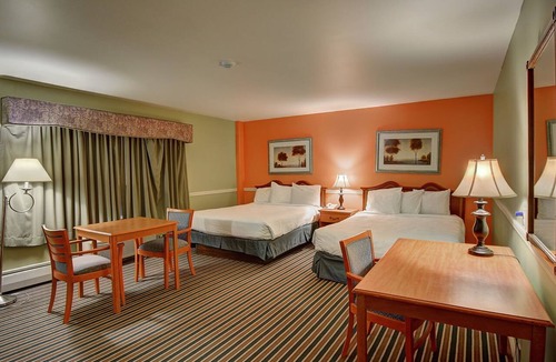 Brattleboro Hotel | Colonial Motel