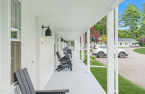 Manchester Center Condo | Come stay at the Bromley Two Bedroom Suite!