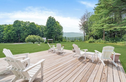 Manchester Center Condo | Come stay at the Bromley Two Bedroom Suite!