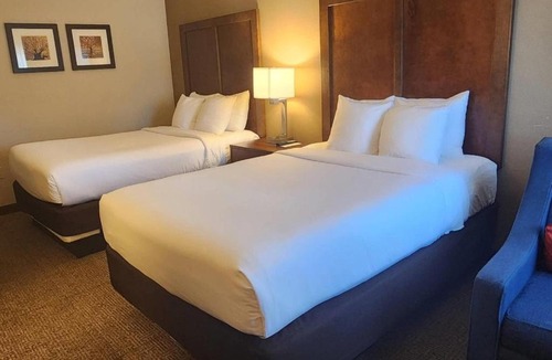 Concord Hotel | Comfort Inn Concord South End