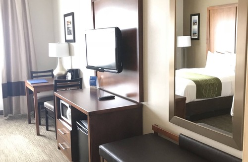 Ellsworth Hotel | Comfort Inn Ellsworth - Bar Harbor
