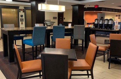 Westampton Hotel | Comfort Inn & Suites Burlington - Mount Holly