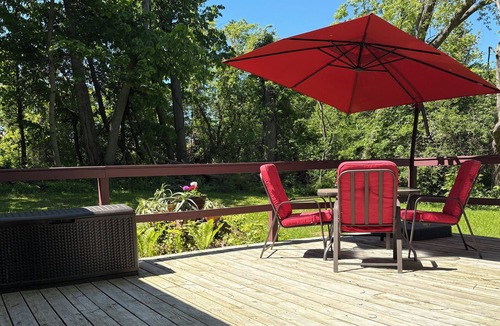 Town of Scriba House | Comfortable 3-bedroom house in a wooded country setting minutes from attractions