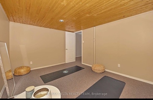 Cardinal Creek House | Comfortable, chic, 4 beds house in Orleans, calm, family oriented neighbourhood.