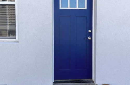 Fifth Ward Apartment | Comfy 1BR unit off Thames St with Parking