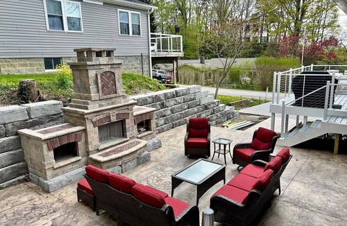 North East House | Completely Renovated Lake House - Lake Erie & Fireplace