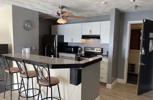 Gilford Condo | Concerts, Weirs Beach, Pool, Close to Everything!