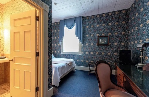 Geneseo Bed & Breakfast | Concord Coach - Big Tree Inn
