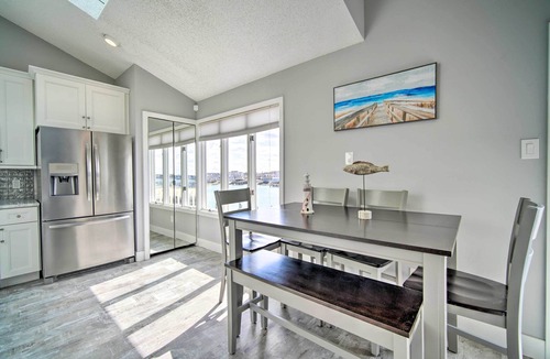 Brigantine Apartment | Condo w/Bay Views ~ 5 Mi to Atlantic City!