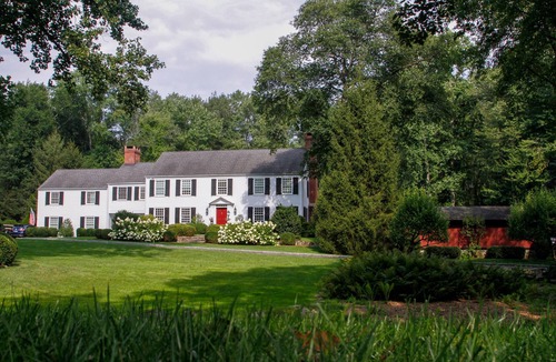 New Canaan House | Connecticut Family Summer House with Pool in Lovely New Canaan
