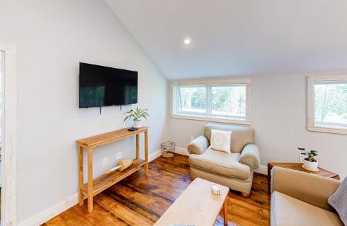 Lamoine House | Contemporary home with woodstove, firepit, 2 kitchens & fast WiFi- walk to beach