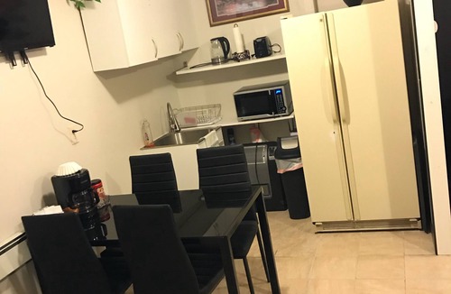 Middletown Apartment | Convenient and clean studio near the beach and Newport.
