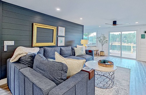 Lochmere House | Coons Point | Dog-friendly lakefront house in Belmont with hot tub & dock