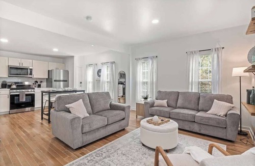 Corn Hill Apartment | Corn Hill Apartment - 2BR