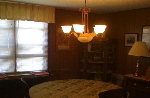 Middlesex County Cottage | Cornfield Point Beachfront Cottage