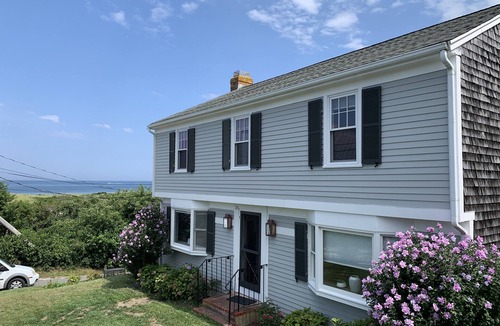 Dennis House | Corporation Beach - 4 BR homes