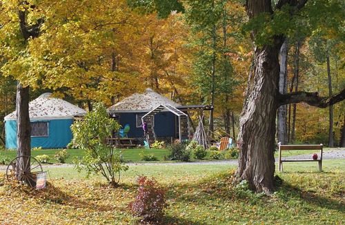 South Hartford RV Rental | Cosy Pet-Friendly Yurt for 6