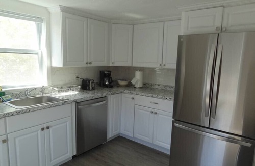 Hyannis Cottage | Cottage | 3 Min Walk to the Beach