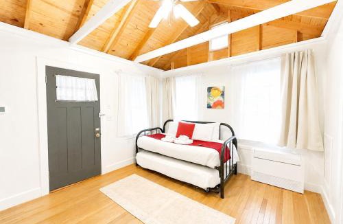 Wolfeboro Apartment | Cottage 8-9 - Stand Alone 2 Bedroom 2 Bath Private Courtyard Pet Friendly with Fee