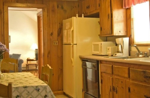Gilford Cabin | Cottage A at The Inn at Smith Cove